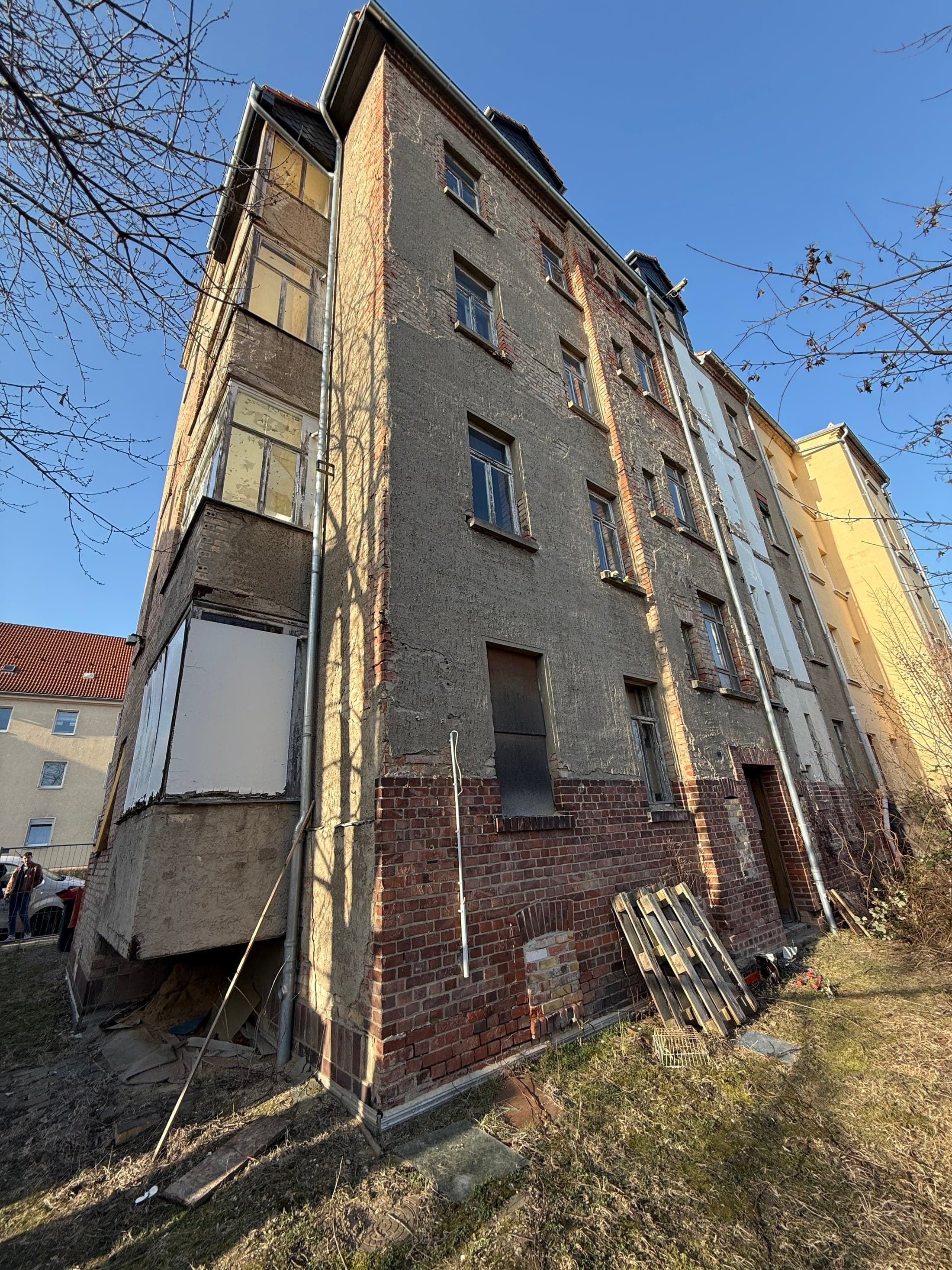 Kernsanierung Dieskaustraße, Leipzig - Bestandsfassade vor der Sanierung